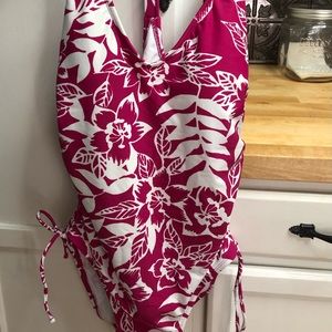 One piece bathing suit